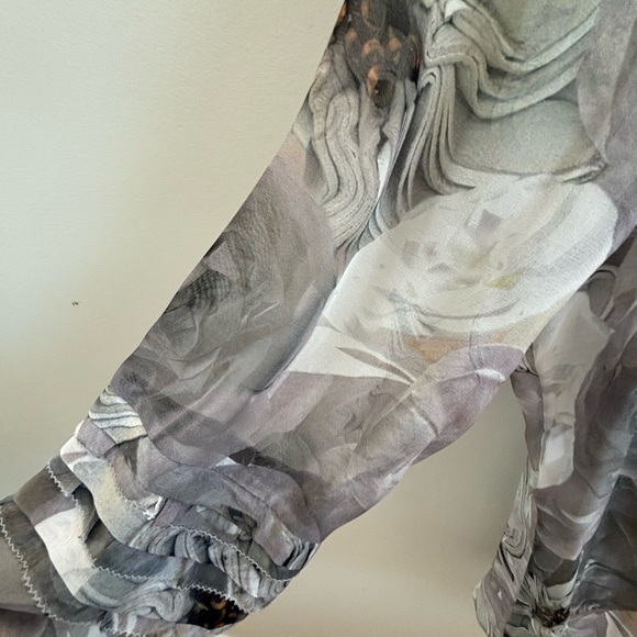 Diane Von Furstenberg silk top size 6 - Picture 6 of 10